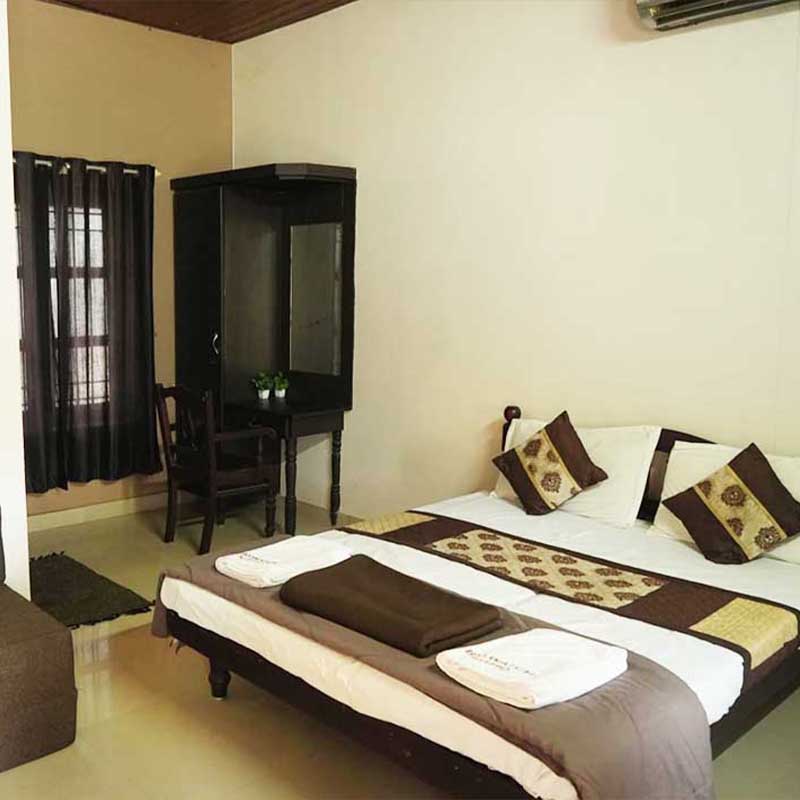 Baywatch Resort Rooms, Rates